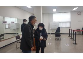 제21대 국회의원  선거 사전투표장 격려 방문