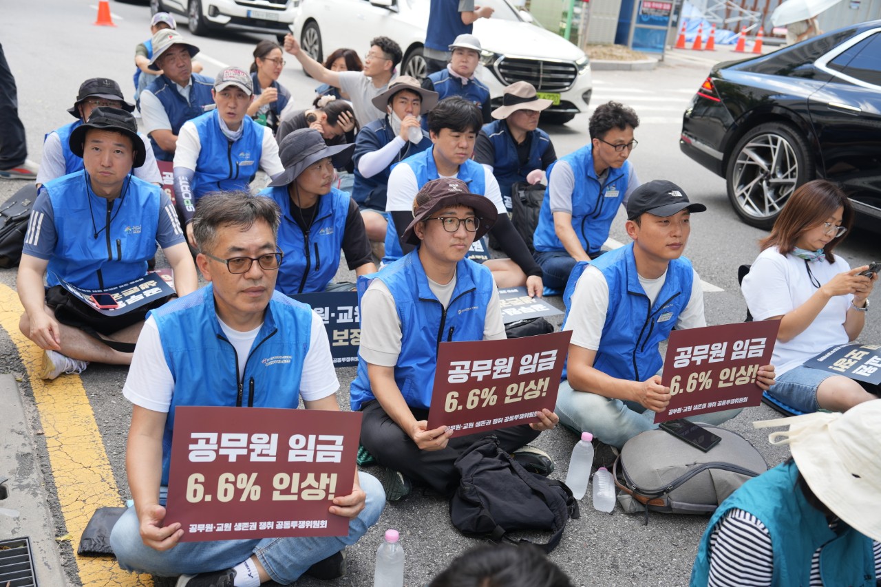 7.21 임금인상 쟁취 결의대회